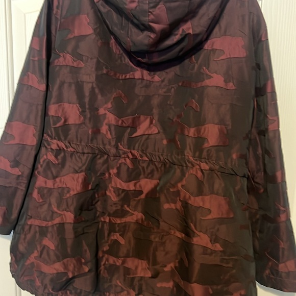 NWOT Chico’s Zenergy Anorak Camo Jacket - Picture 10 of 11